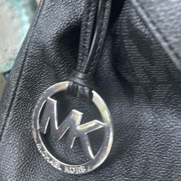 Michael Kors Black Signature Coated Canvas Drawstring Handbag - Picture 3 of 12